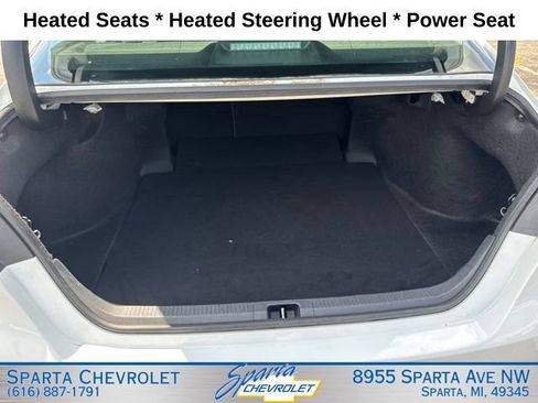 Used 2024 Toyota Camry SE FWD image 31