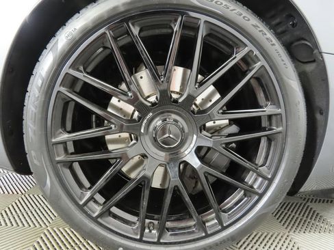 Used 2022 Mercedes-Benz SL 55 AMG 4MATIC image 37
