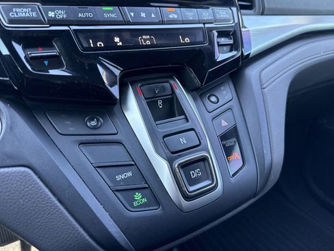 Used 2018 Honda Odyssey EX image 19