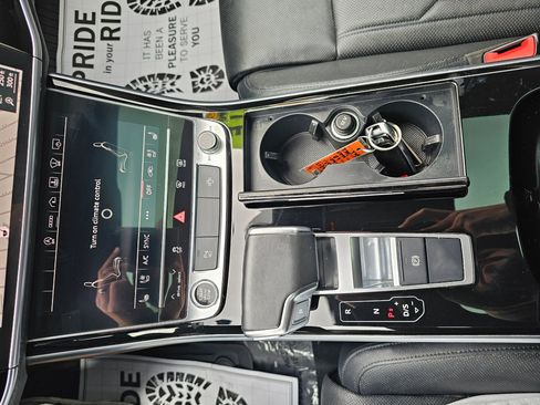 Used 2021 Audi A8 L 3.0T image 36