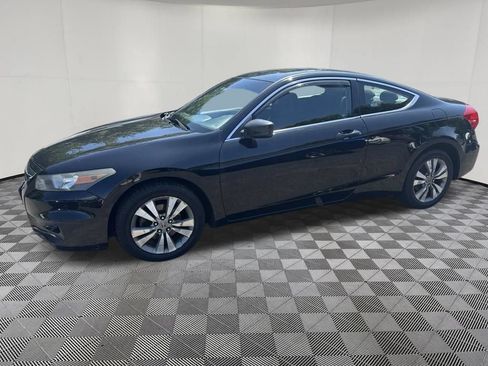 Used 2011 Honda Accord EX image 19