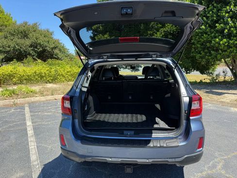 Used 2017 Subaru Outback 3.6R Limited AWD/4WD image 15