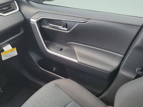 Certified 2025 Toyota RAV4 XLE w/ Convenience Package image 13