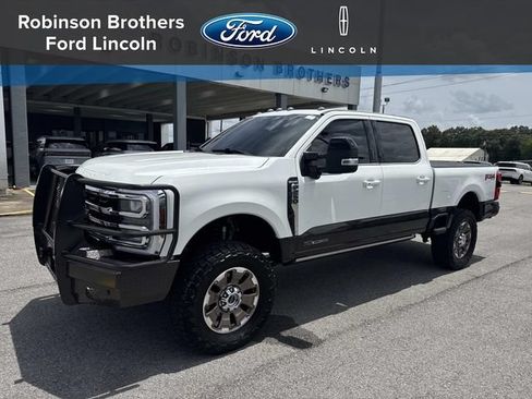 Used 2024 Ford F250 King Ranch w/ FX4 Off-Road Package AWD/4WD image 1