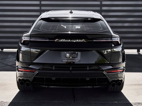 Used 2024 Lamborghini Urus S AWD/4WD image 16