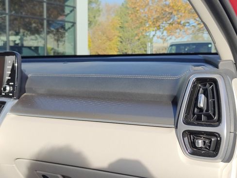 Used 2022 Kia Sorento SX image 30