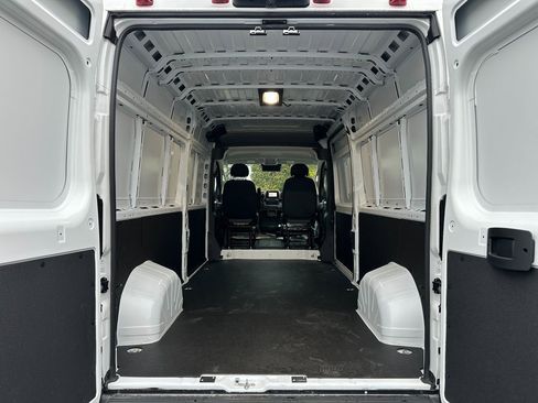 New 2025 RAM ProMaster 2500 w/ Convenience Group image 11