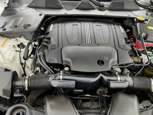 Used 2016 Jaguar XJ R-Sport AWD/4WD image 28