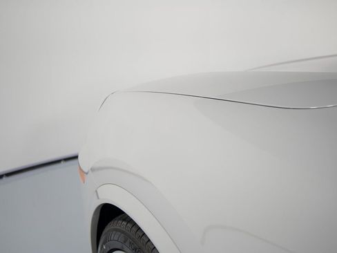 New 2026 Porsche Cayenne S image 37