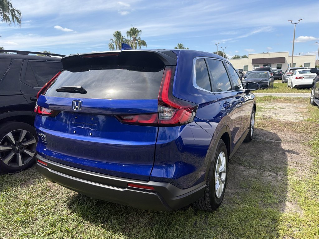 Used 2025 Honda CR-V LX image 11
