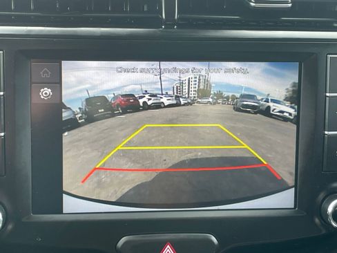 Used 2025 Kia Soul LX w/ LX Technology Package image 24