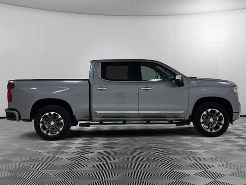 Certified 2024 Chevrolet Silverado 1500 High Country w/ Technology Package AWD/4WD image 6