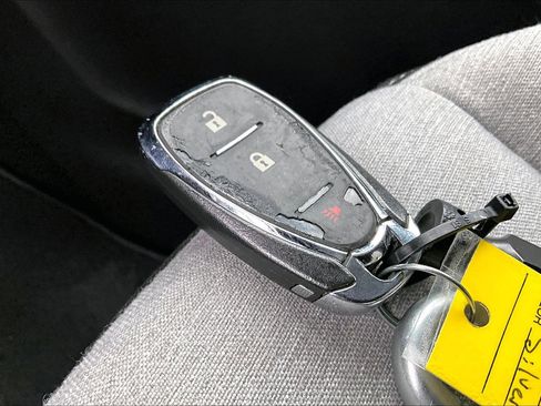 Used 2022 Chevrolet Equinox LS w/ LS Convenience Package image 10