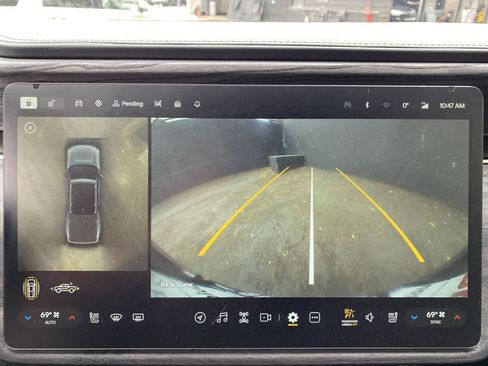 Used 2022 Rivian R1T Adventure AWD/4WD image 24