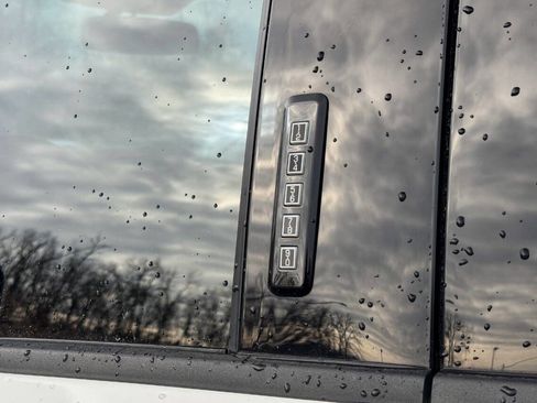 Used 2023 Ford F250 Lariat w/ Lariat Ultimate Package image 26