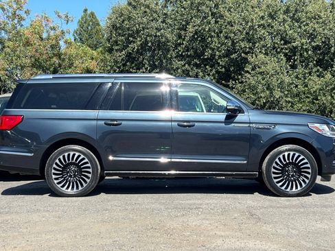Used 2021 Lincoln Navigator L Black Label AWD/4WD image 3