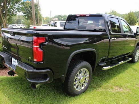 New 2025 Chevrolet Silverado 2500 LT w/ Z71 Chrome Sport Edition image 6
