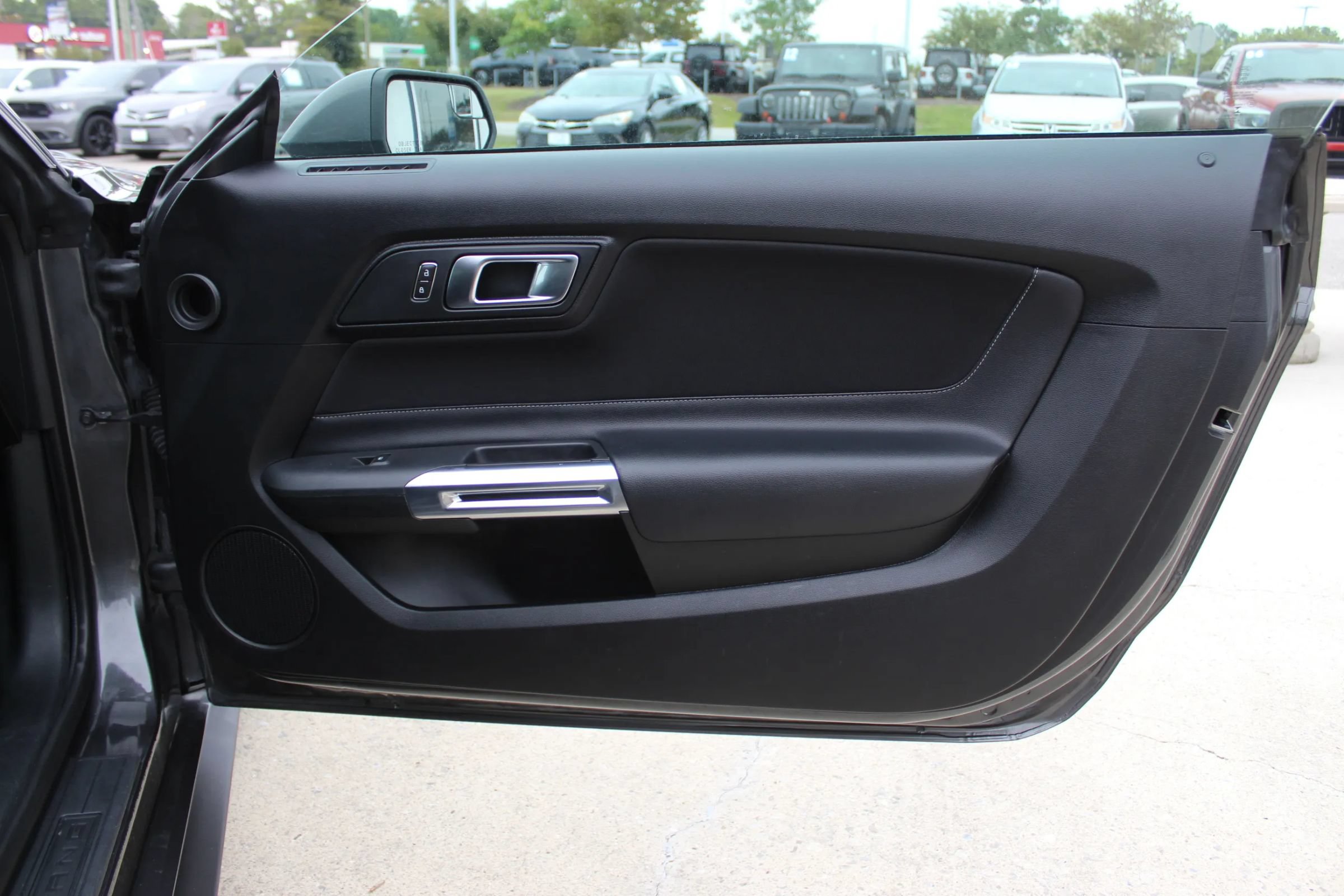 Used 2020 Ford Mustang GT RWD image 20