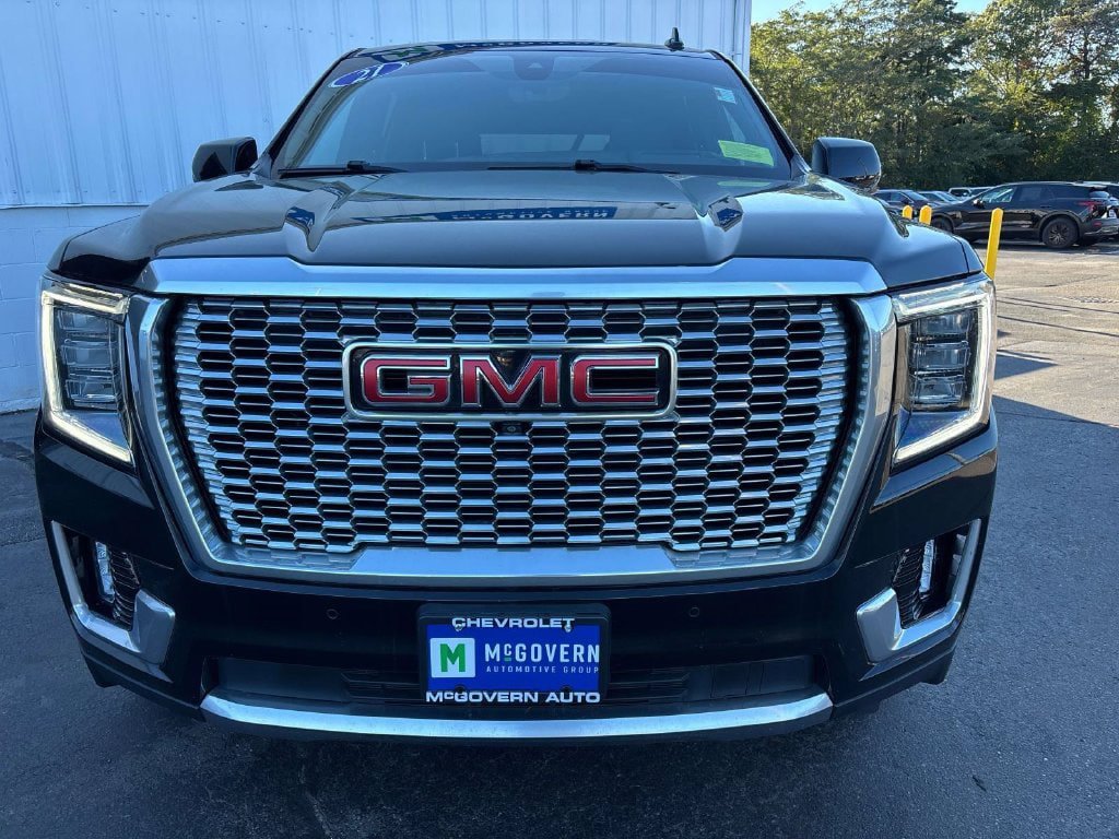 Used 2021 GMC Yukon Denali AWD/4WD image 2