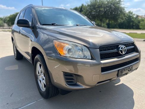 Used 2011 Toyota RAV4 2WD w/ Base L4 Extra Value Pkg image 4