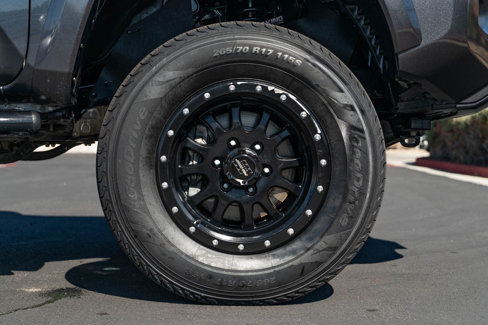 Used 2020 Toyota Tacoma SR5 RWD image 13