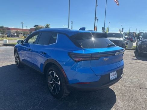 New 2026 Chevrolet Equinox EV LT image 5