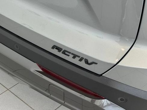 Used 2025 Chevrolet Equinox ACTIV AWD/4WD image 43