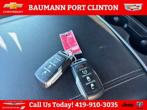 Used 2020 RAM 1500 Big Horn AWD/4WD image 30