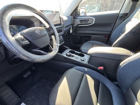 New 2025 Ford Bronco Sport Outer Banks w/ Outer Banks Tech Package+ AWD/4WD image 13