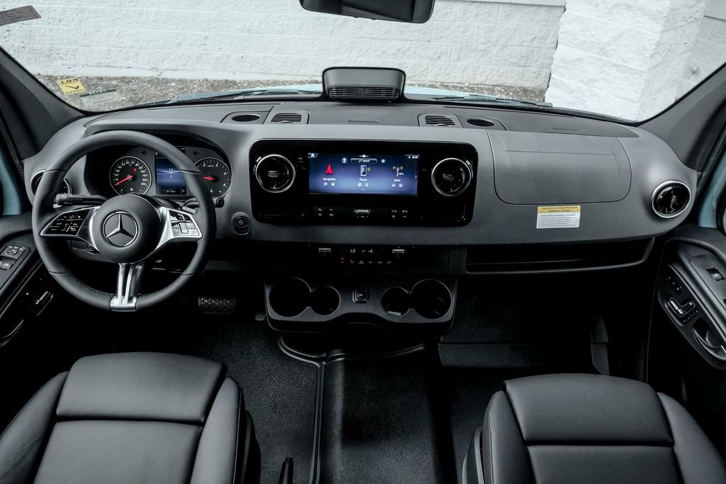 New 2026 Mercedes-Benz Sprinter 2500 image 21