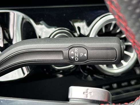 Certified 2024 Mercedes-Benz GLA 250 image 30