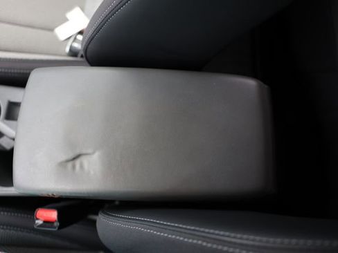 Certified 2024 Subaru Crosstrek 2.0i Premium AWD/4WD image 40