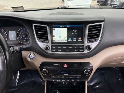 Used 2017 Hyundai Tucson SE Plus w/ Cargo Package image 15