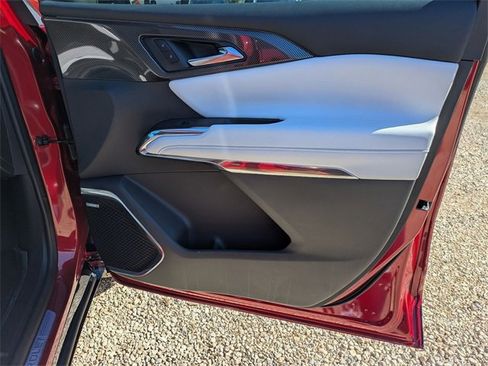 New 2026 Chevrolet Traverse High Country image 38