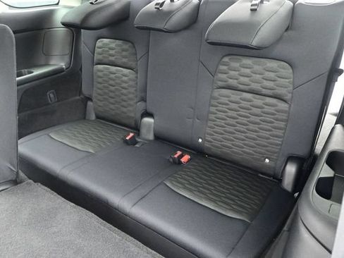 Used 2025 Nissan Pathfinder SV AWD/4WD image 15