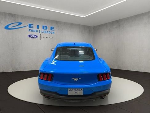 Certified 2024 Ford Mustang Coupe RWD image 7