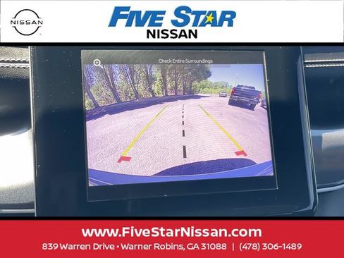 Used 2022 Jeep Grand Cherokee Altitude AWD/4WD image 28