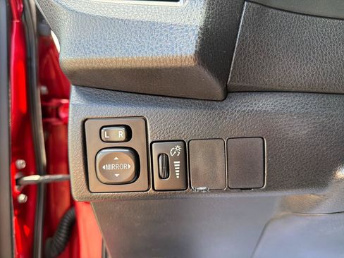 Used 2015 Toyota Corolla S FWD image 14
