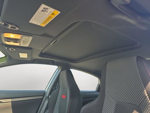 Used 2018 Honda Civic Si image 14