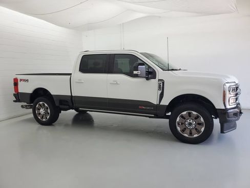 Used 2025 Ford F250 King Ranch AWD/4WD image 4