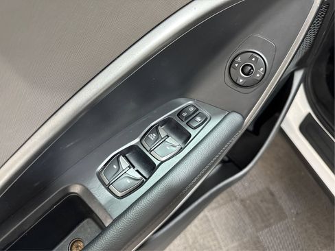 Used 2018 Hyundai Santa Fe Sport AWD/4WD image 29