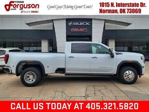 New 2026 GMC Sierra 3500 Denali Ultimate AWD/4WD image 2