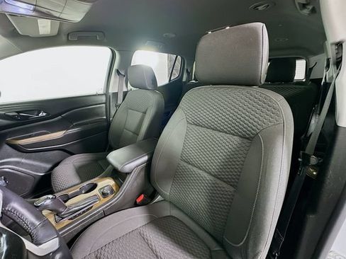 Used 2017 GMC Acadia SLE w/ Driver Alert Package I FWD image 27