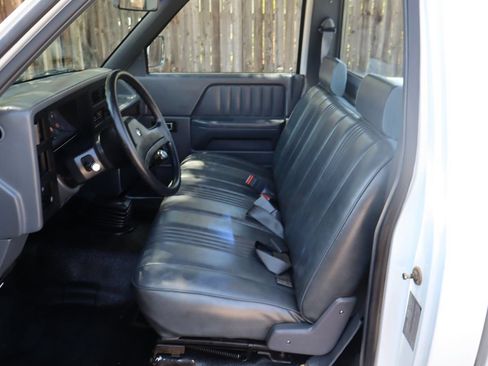Used 1990 Dodge Dakota 2WD Regular Cab image 17