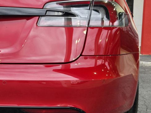 Used 2022 Tesla Model S image 8