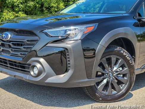 Certified 2025 Subaru Outback Onyx Edition AWD/4WD image 3