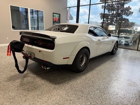 Used 2019 Dodge Challenger SRT Hellcat Redeye RWD image 8