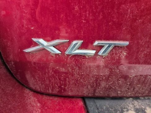 Certified 2022 Ford Explorer XLT w/ Equipment Group 202A image 9