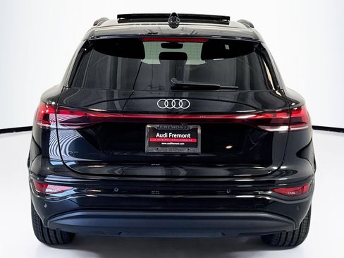 Used 2025 Audi Q6 e-tron Premium w/ Convenience Package image 6
