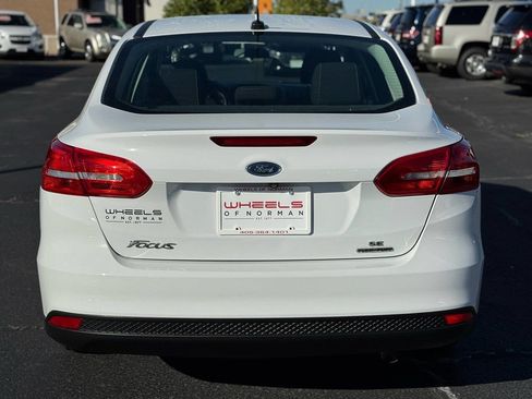 Used 2016 Ford Focus SE image 6
